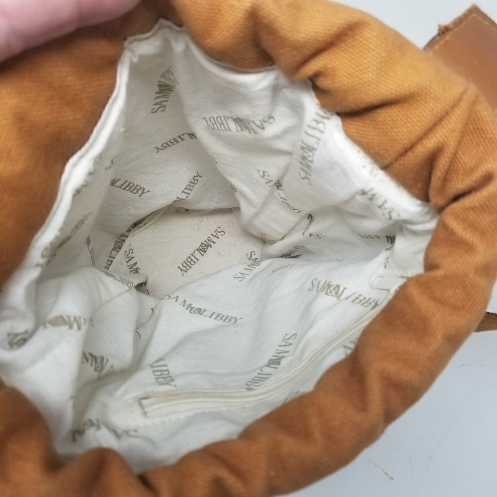 SAM & LIBBY DRAWSTRING CROSSBODY BAG - Picture 7 of 15